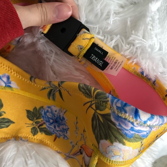 TRIANGL Bikini Set - NEW - Picture 4 of 6